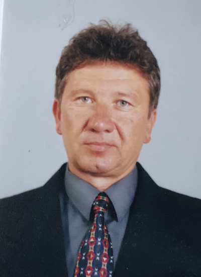 Николай Кръстев