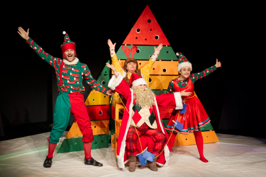 Театърът във Враца с нови постановки за Коледа